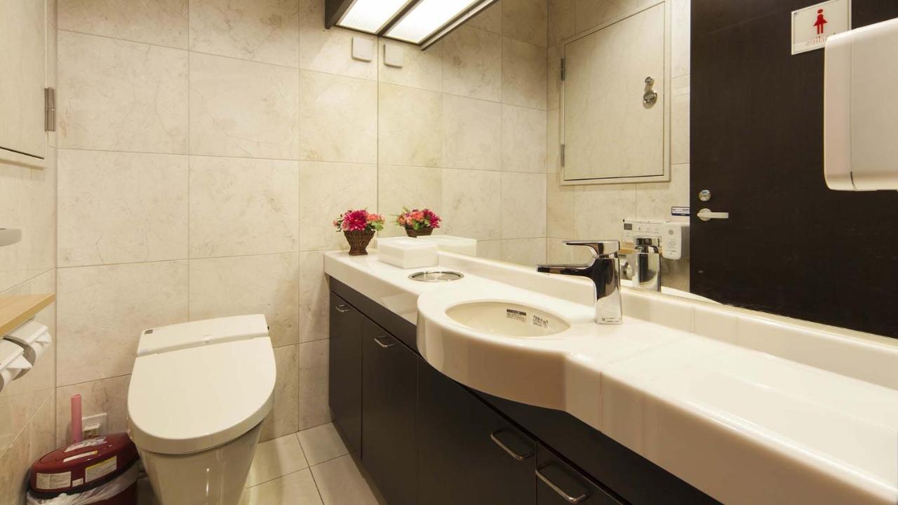 Toyoko Inn Hon-Atsugi-Eki Minami-Guchi Dış mekan fotoğraf